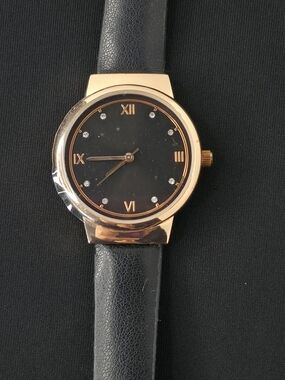 LBVYR Yves Rocher Women's Rose Gold Black Leather Quartz Watch Crystal Accent